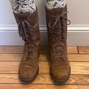 Cat suede boots